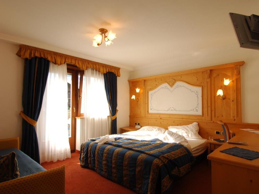 Hotel Antares Селва ди Вал Гардена Стая снимка